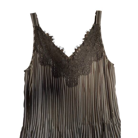 Chico's Convertible Striped Tank Black Lace Pleated Peplum Women’s Sz 0 (4-6 US) - Picture 7 of 16